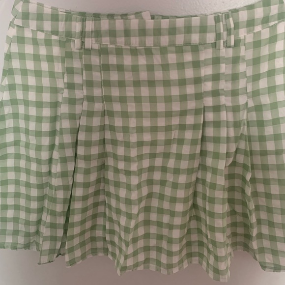 Green and white gingham princess polly skirt - Picture 2 of 3